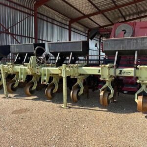 8 Ro 91cm Orthman Strip Till / Tiller