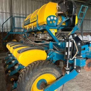 16 Row .76 Equalizer C2 Planter