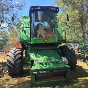 John Deere 9670 STS Stroper / Combine Harvester with 894 Header and 625F Flex Table