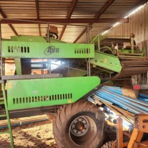 AVR Spirit 400 Enkel Ry Aartapel Stroper / Single Row Potato Harvester