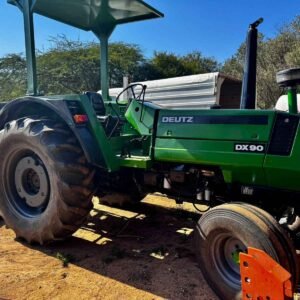 Deutz DX 90 Trekker / Tractor with 1.5 m Slasher