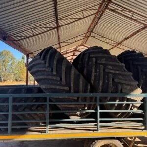 4x Nortec 800/65 R32 Gebruikte Stroper Bande / Used Harvester Tires