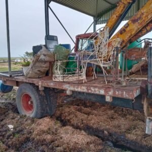 8 Ton Plaaswa met Kraan / Farm Wagon with Crane