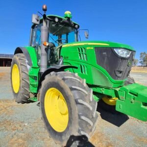John Deere 6170 M 4WD Cab Trekker / Tractor