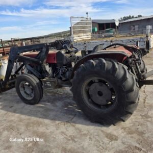 Massey Ferguson 174 Trekker / Tractor