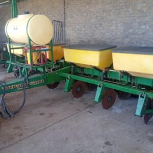 6 Row 91cm John Deere 1750 Max Emerge Plus Planter
