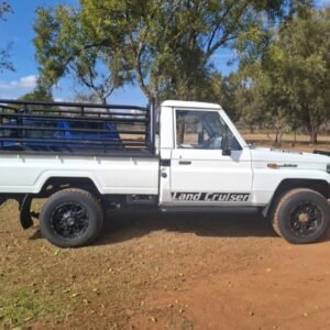 Toyota Land Cruiser Bakkie / Pickup