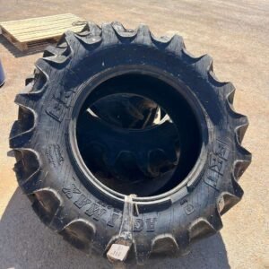 6x 340/85R24 Nuwe Bande / New Tires