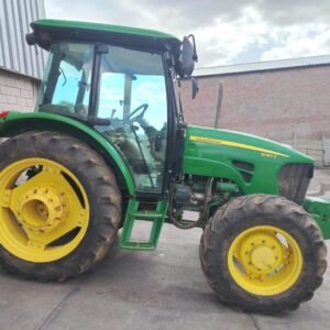 John Deere 5082E Cab Trekker / Tractor
