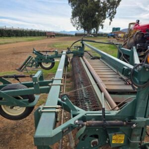 6 Row 91cm Pickett Push Type Bean Cutter