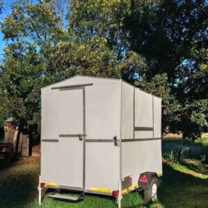 Food Trailer / Koswa