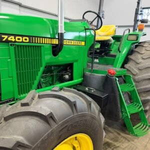John Deere 7400 Trekker / Tractor
