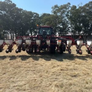 12 Row 91 Massey Ferguson 9700 Stackfold Planter