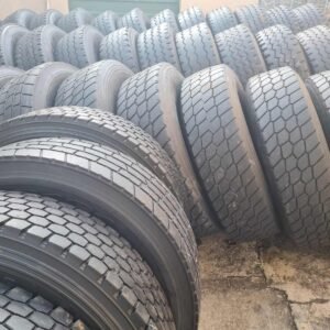 25x 315/80 R22.5 Gebruikte Trok Bande / Used Truck Tires