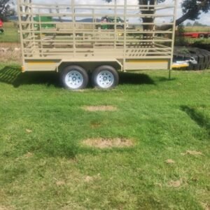 3.7m Dubbel As Bees Sleepwa / Double Axle Cattle Trailer
