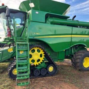John Deere S780 Stroper / Combine Harvester