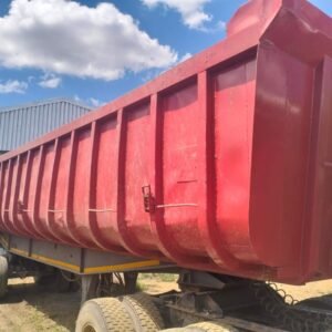 35 Cube Tipper Trailer / Sleepwa