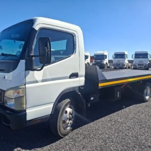 Fuso Canter FE Rollback Truck / Trok
