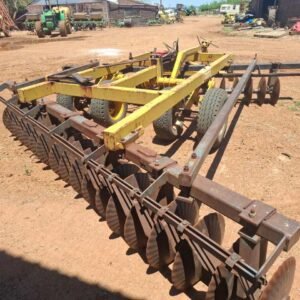 36 Disc Yellowline Offset Hydraulic Plough / Ploeg