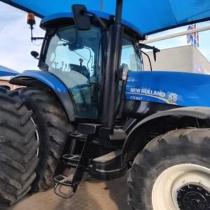 New Holland T7060 Trekker / Tractor
